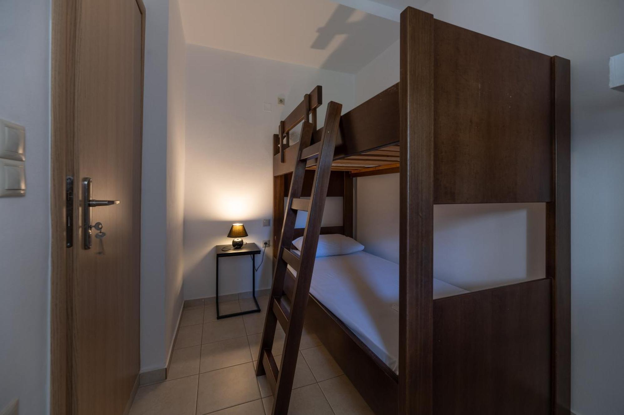 Korfes Apartments Kamilari Eksteriør billede